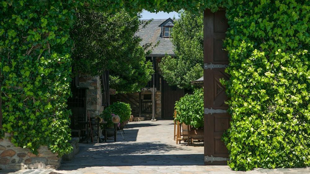 Hotel La Moncloa De San Lazaro Cacabelos  Zewnętrze zdjęcie